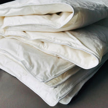 Charger l&#39;image dans la galerie, Couette Doux confort en duvet de canard blanc canadien | Sous la couette