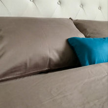 Charger l&#39;image dans la galerie, Ensemble draps en bambou satiné - Écorce | Sous la couette